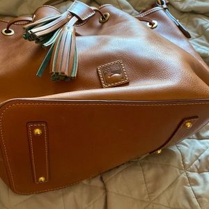 Dooney& bourke